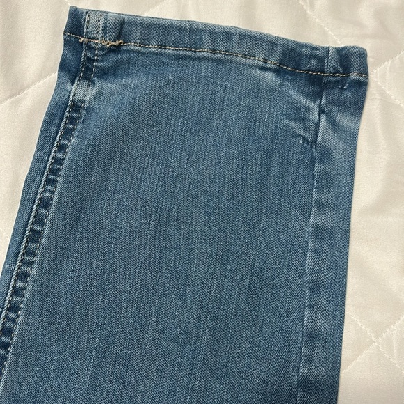 Forever 21 jeans - Picture 5 of 5